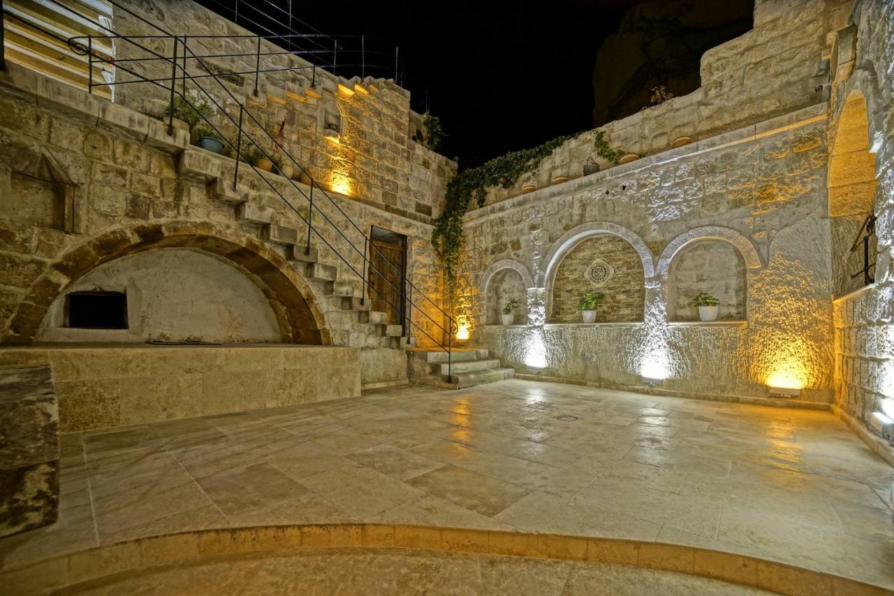 Risus Cave Suites 格雷梅 外观 照片
